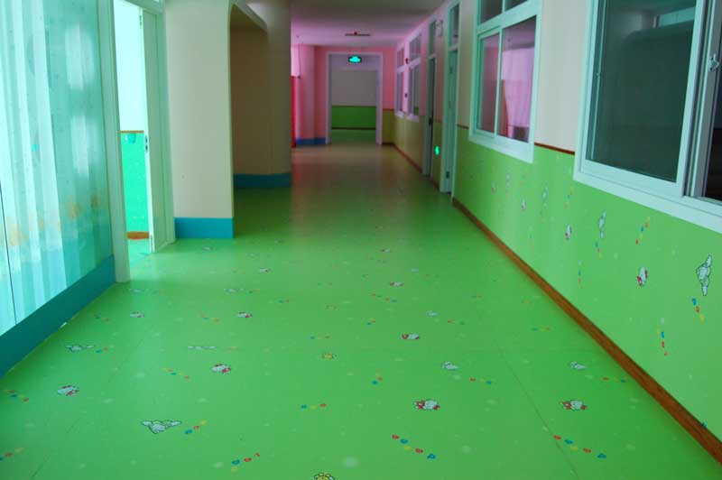 河北省三河燕郊东方剑桥幼儿园地板