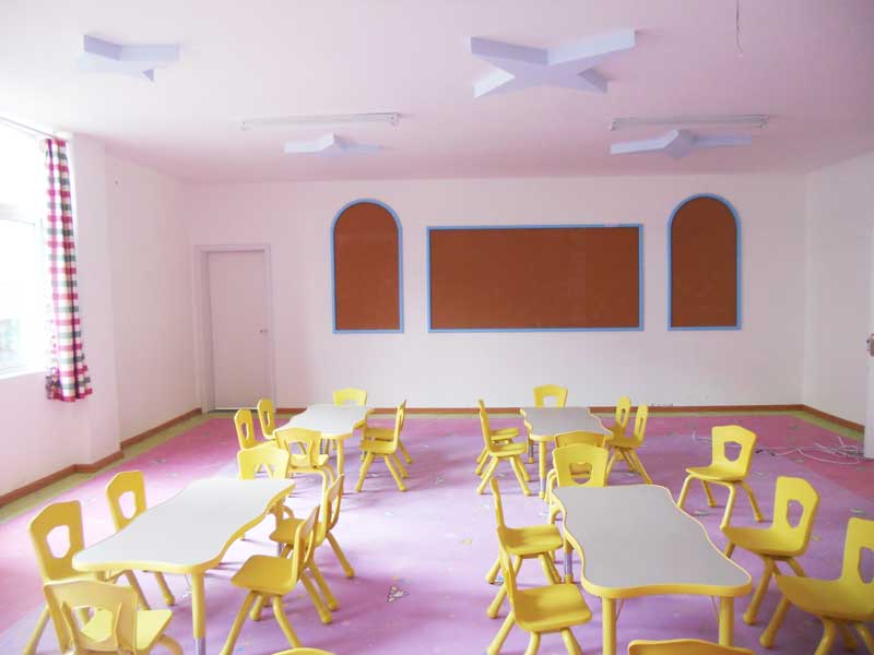 贵阳省六盘水市幼儿园卡通塑胶地板